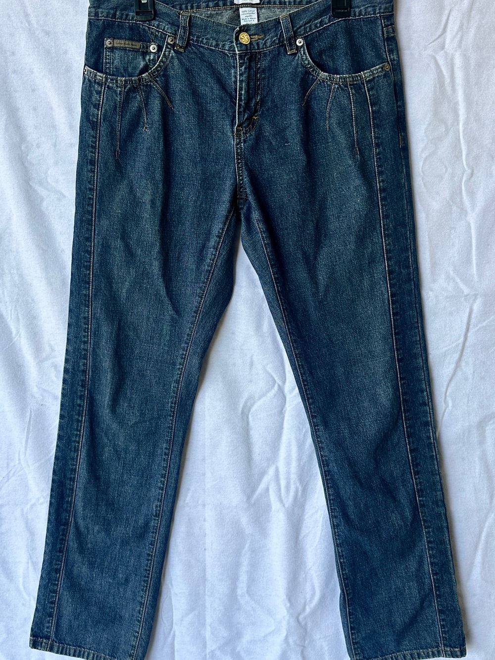 Stylish Calvin Klein Women’s Dark Blue Relaxed Denim Jeans
